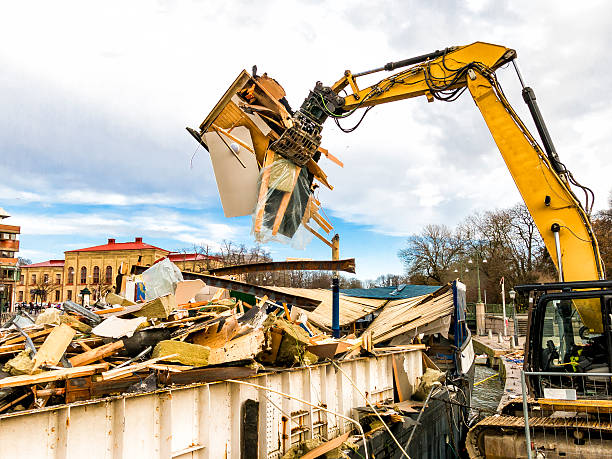 Debris Removal in Shadow Lake, WA